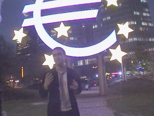 Euro Artist Schafhausen in front of the Euro