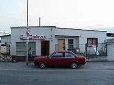 Kisok Intzestr.3 a temporary club